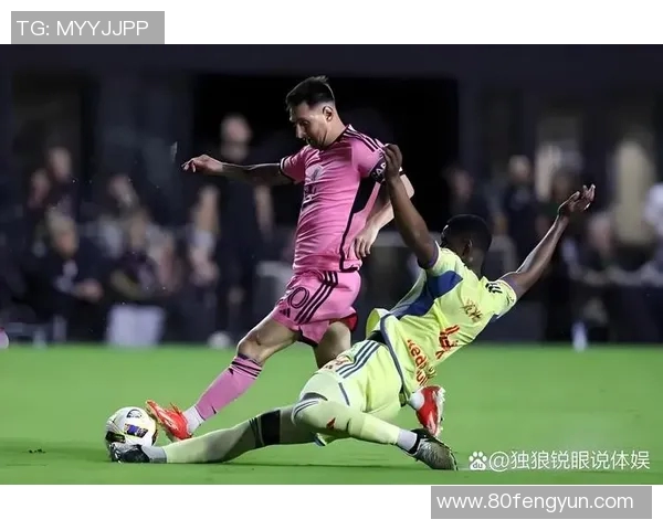 马德里竞技3-0战胜瓦伦西亚，苏亚雷斯梅开二度，助球队登顶积分榜